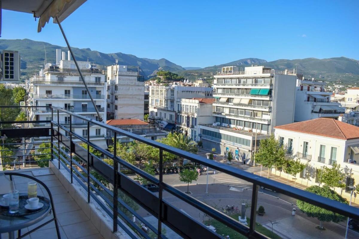 הוילה קלמאטה Cozy Flat On The Main Square, 10Min To The Sea מראה חיצוני תמונה